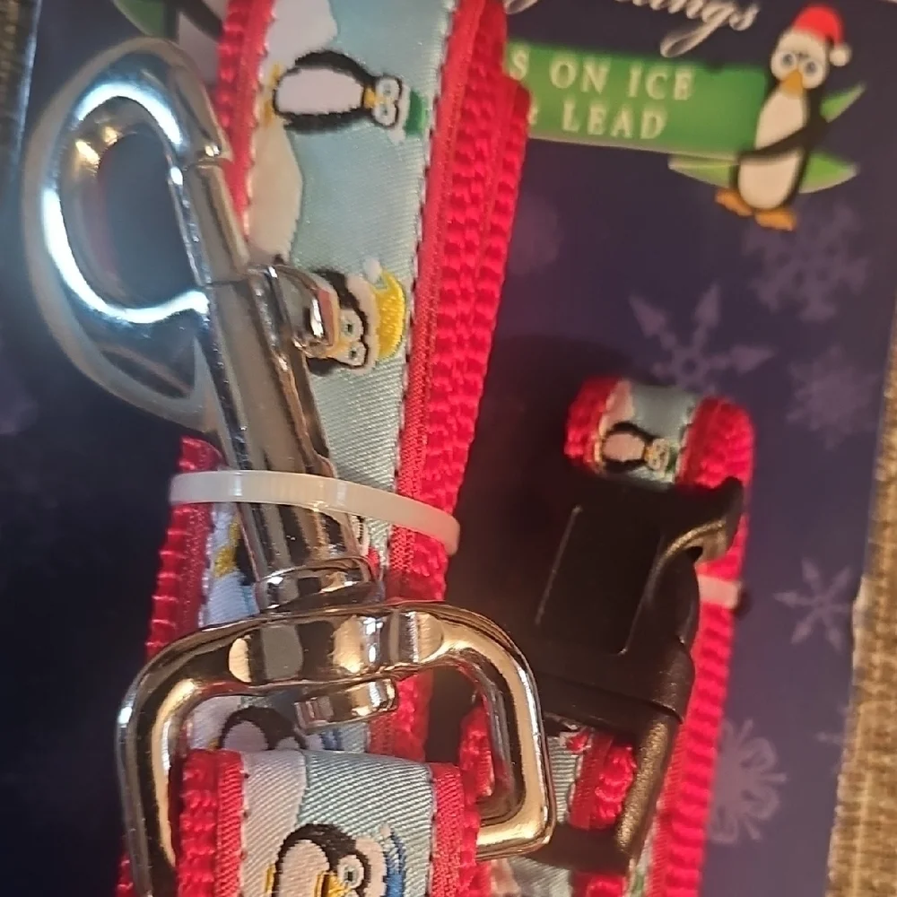 Zack & Zoey NWT Kids Penguin Print Leash & Collar - Blue and Red